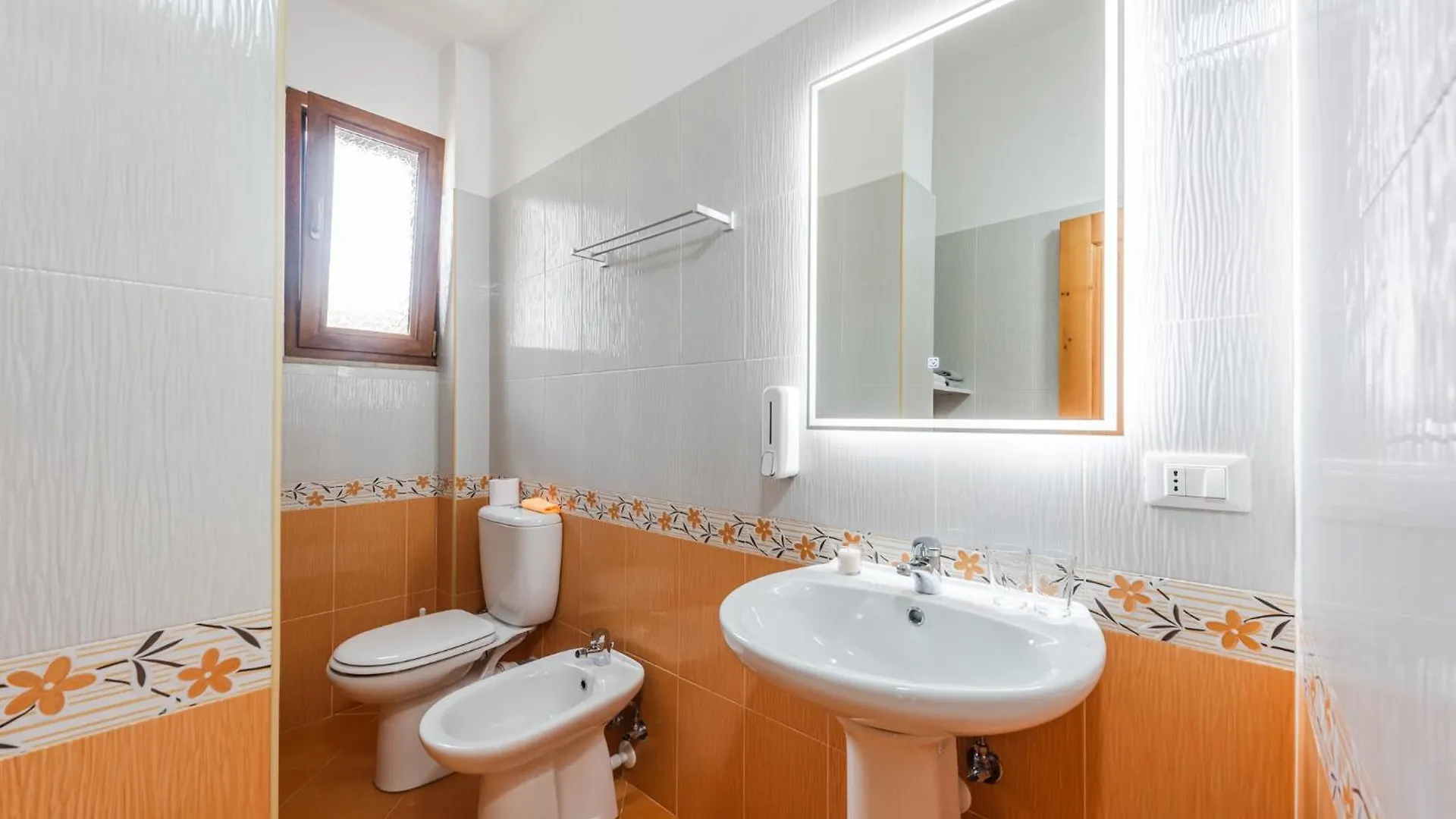 Škalngur Titi'S Villa ألبانيا